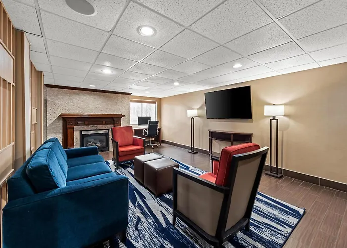 Comfort Inn & Suites Fairborn Near Wright Patterson Afb