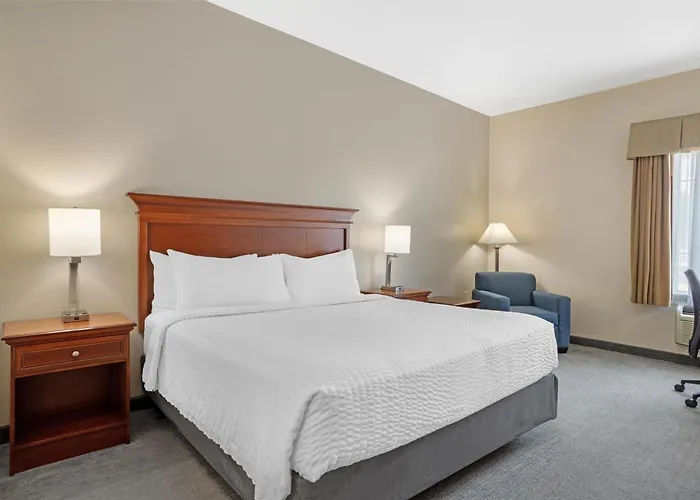 Best Western Plus Executive Hotel & Suites