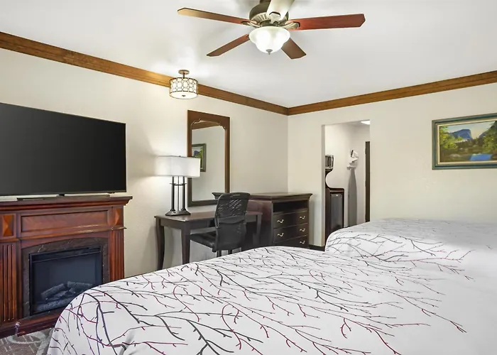 Best Western Plus Yosemite Gateway Inn