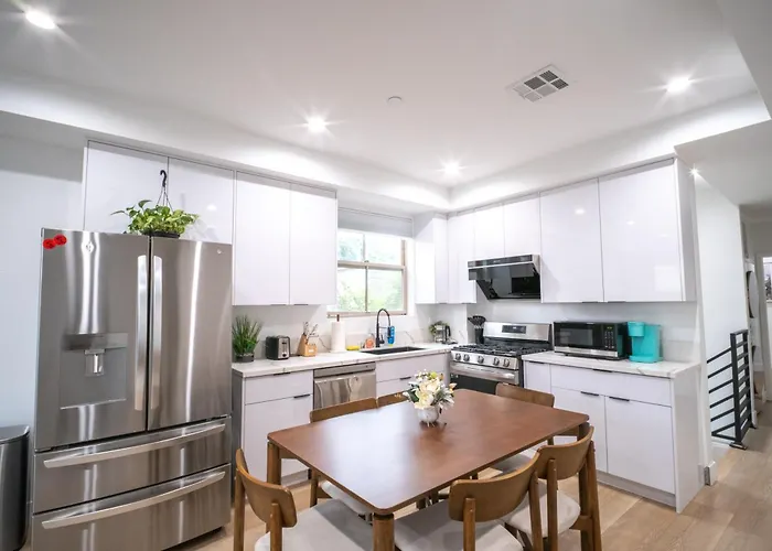 Stylish Private Room By Downtown La