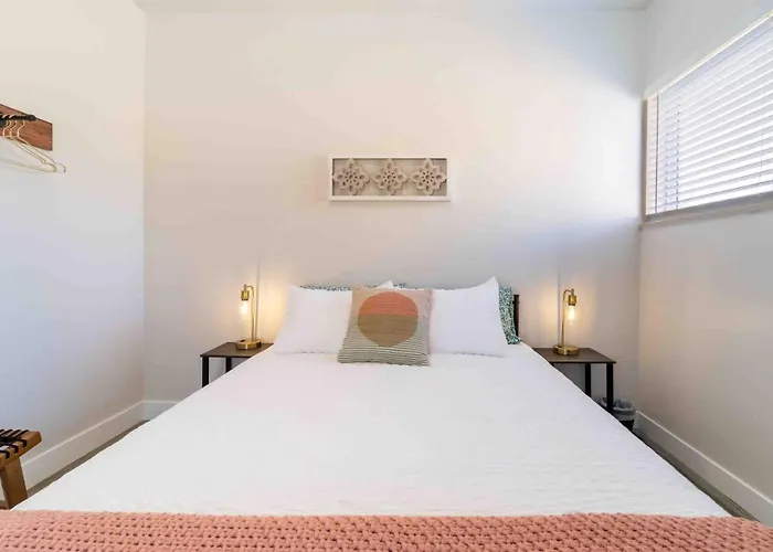 Morrison Getaway - 2Br House Bbq Free Parking