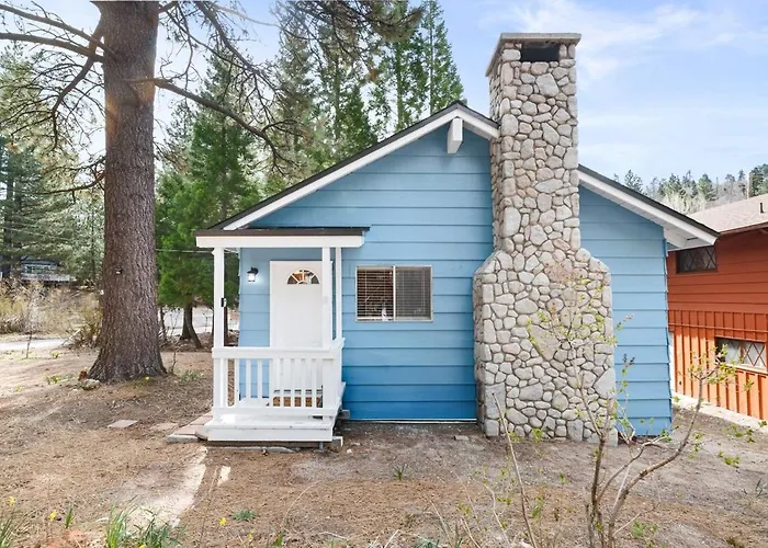 Bluebird Cabin, Indoor Fireplace, Next To Lake!