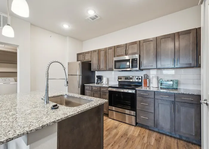 Chisholm Trace 1233 I Spacious 1 Bed 1 Bath