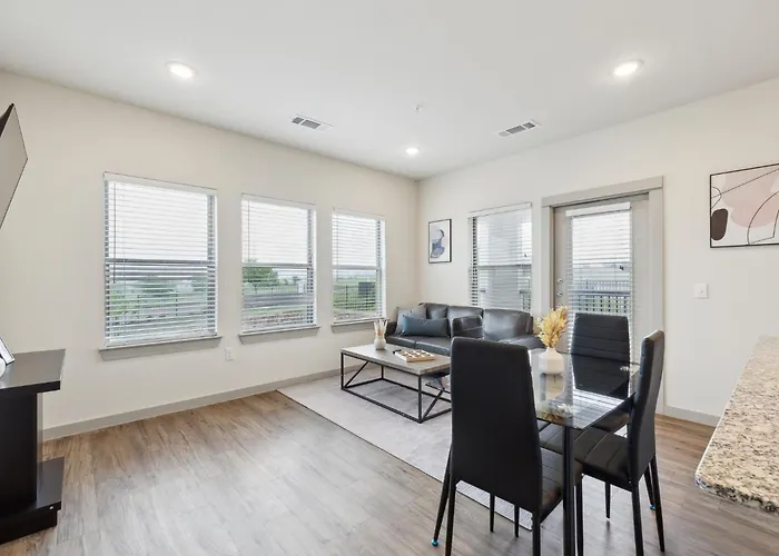 Chisholm Trace 222 I Comfy 2 Bed 2 Bath