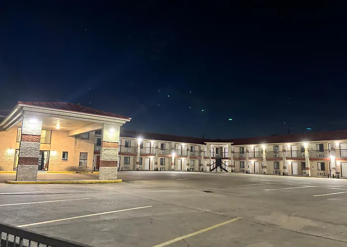 Cameron Inn And Suites