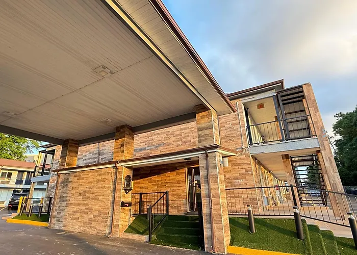 Quality Inn Crestview I-10 Eglin Afb Area