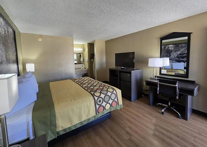 Super 8 By Wyndham Arkadelphia Caddo Valley Area