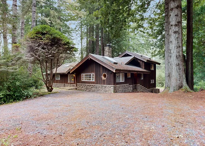 Little River Retreat- Dog Friendly With Grill