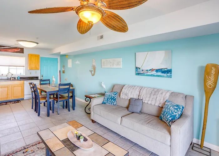 Cozy Middle Bass Island Getaway On Lake Eerie!