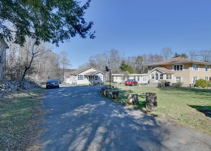 Shared Lake Access & Fire Pit: Catskills Getaway!