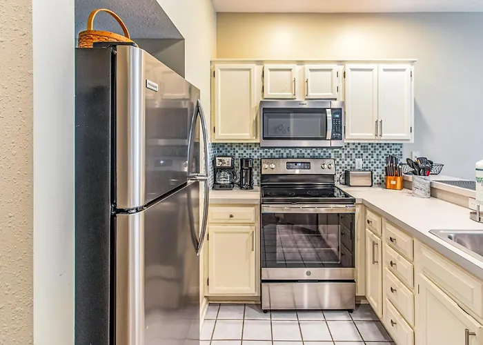 Golf Villa Near Sunset Beach & Intracoastal!