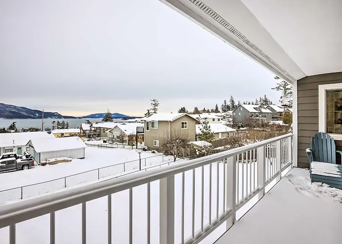Anacortes Home W/ Views Of Puget Sound