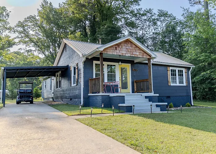 Blue Bungalow W/ Free Golf Cart 1/2 Mi From Square