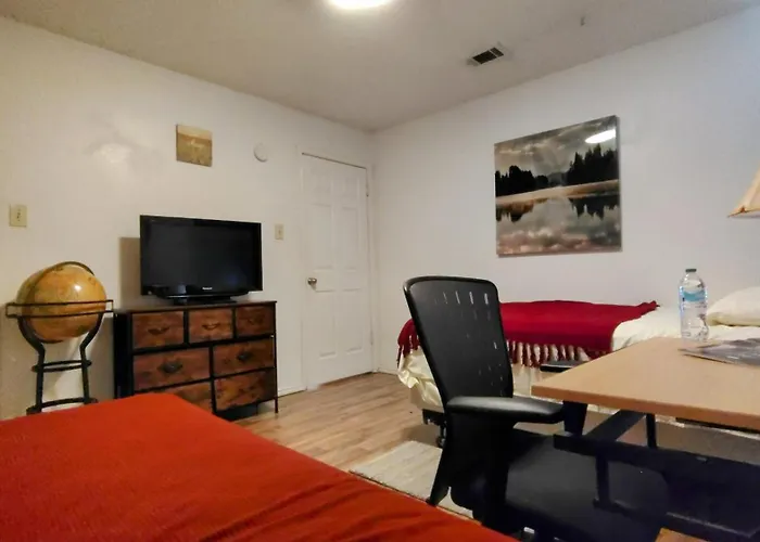 Private Rooms At Us75 Central Plano
