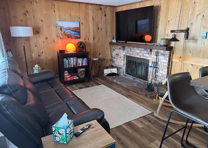 Snow Otter Haus - 1