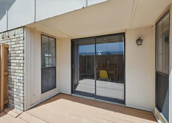 Modern & Chic 4Bd,2Ba - Pool, Hot Tub, Bbq Grill