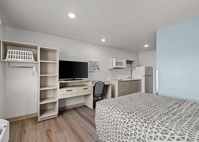 Woodspring Suites Coralville Iowa City