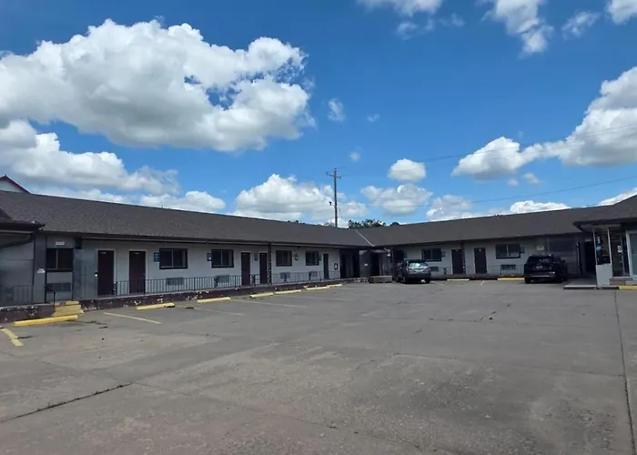 Stardust Inn Motel And Suites