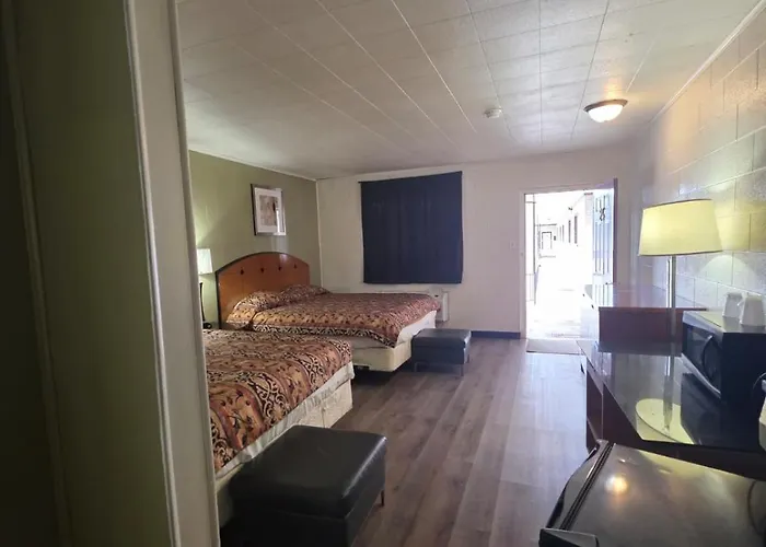 Stardust Inn