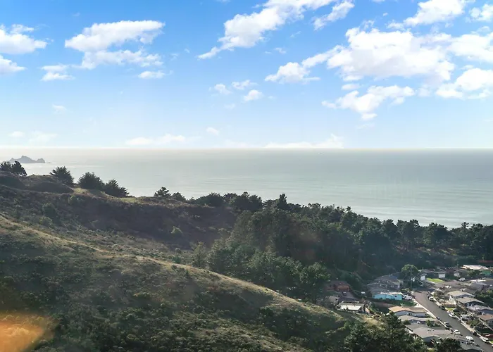 Relaxing 2-Bedroom Oasis In Pacifica