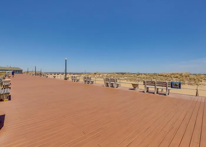 Walk To Beach & Dtwn: Apt In Ocean Grove