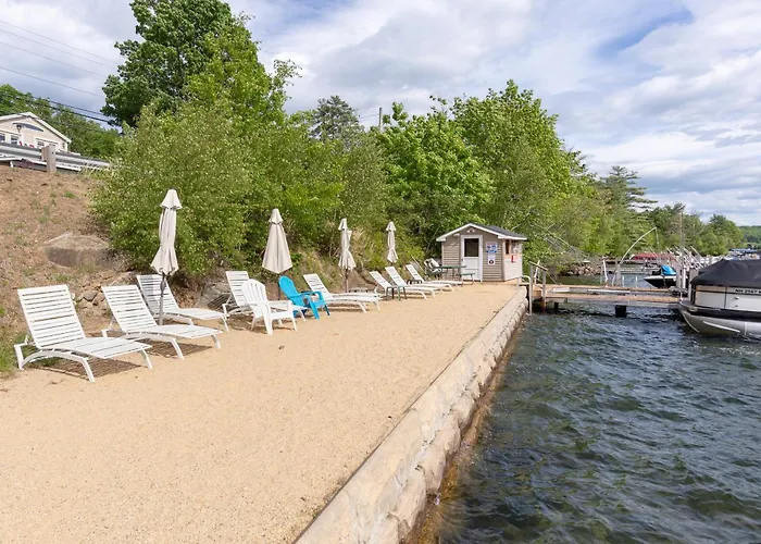 Steps To Beach: Lake-View Laconia Getaway!