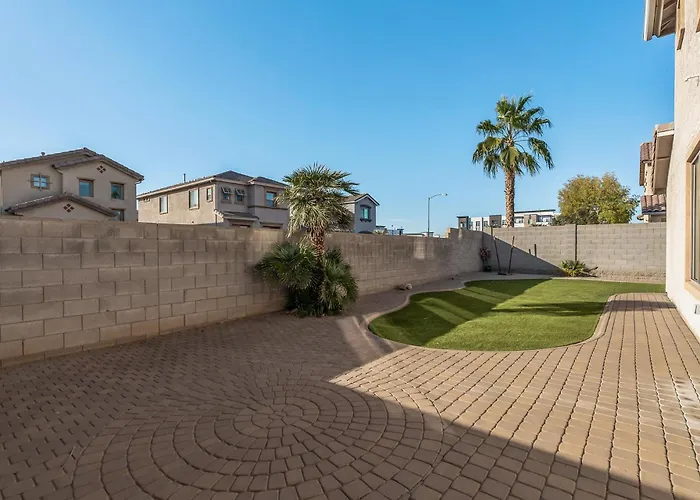 Entire Home In Surprise Downtown, Arizona
