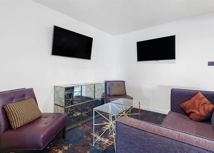 Best Western Plus New Richmond Inn & Suites