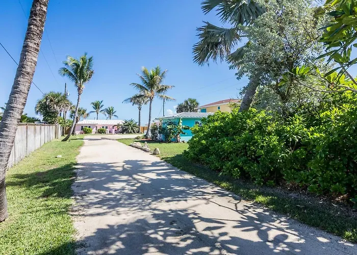 Salty Dog Direct Oceanfront Luxurious Retreat!