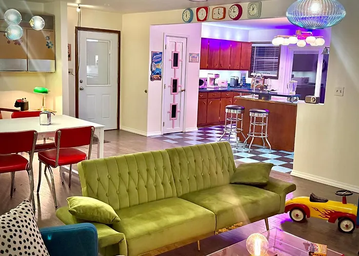Starlite Vintage Resort