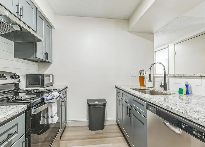 Rosehill Pointe 179 I Spacious 2 Bed 1 Bath
