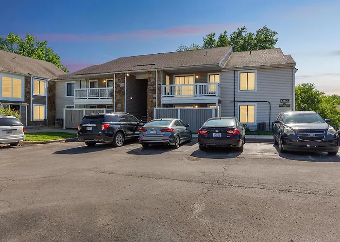 Rosehill Pointe 179 I Spacious 2 Bed 1 Bath