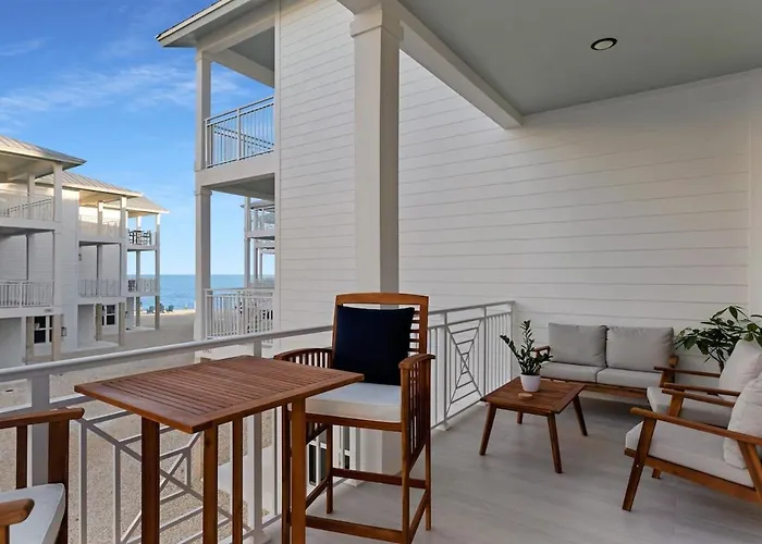 Hooked On Islamorada Oceanfront Townhome, Private Dock, Pool