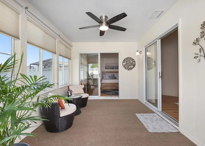The Villages Courtyard Villa, Golf Cart, Private Yard, Prime Location