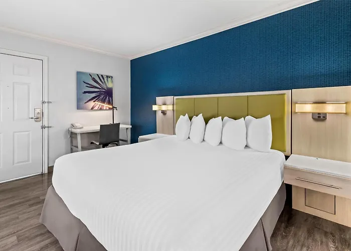 Surestay Hotel By Best Western Santa Monica