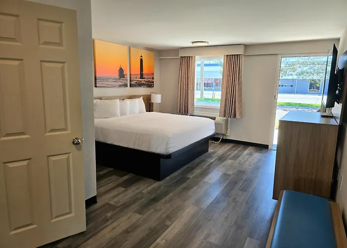 Days Inn And Suites By Wyndham Port Huron