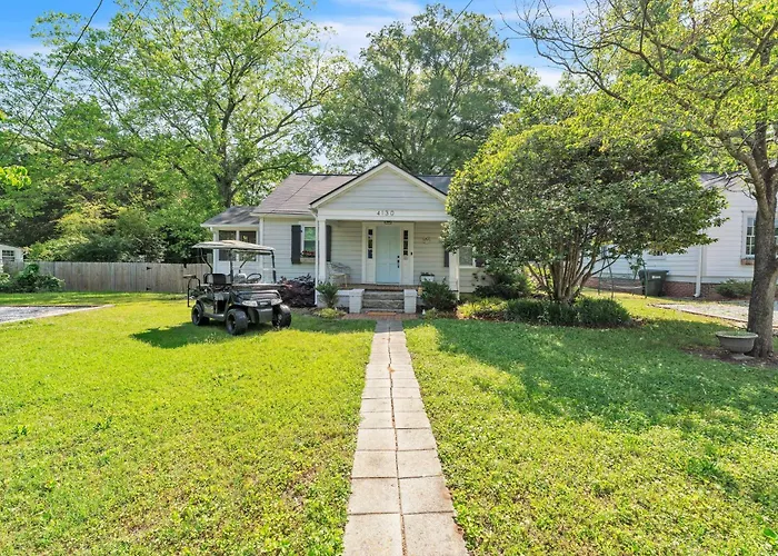 Bungalow Off Floyd St In The Heart Of Covington Bungalow