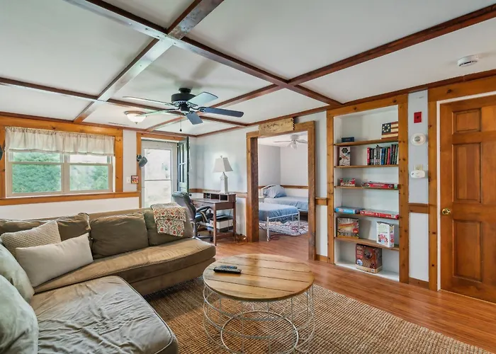 Coastal Comfort With Stunning Harbor Views