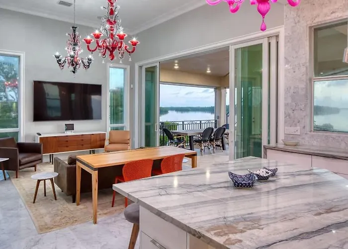 Luxurious Key Largo Oceanfront 3 Bed 3 5 Bath Suite