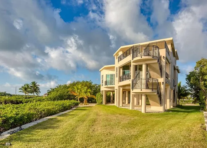 Luxurious Key Largo Oceanfront 3 Bed 3 5 Bath Suite