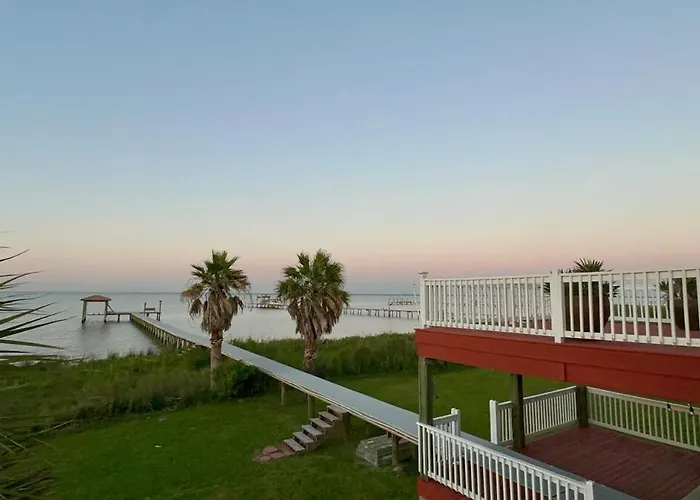 Waterfront Private Pier Pleasure Island Lake House