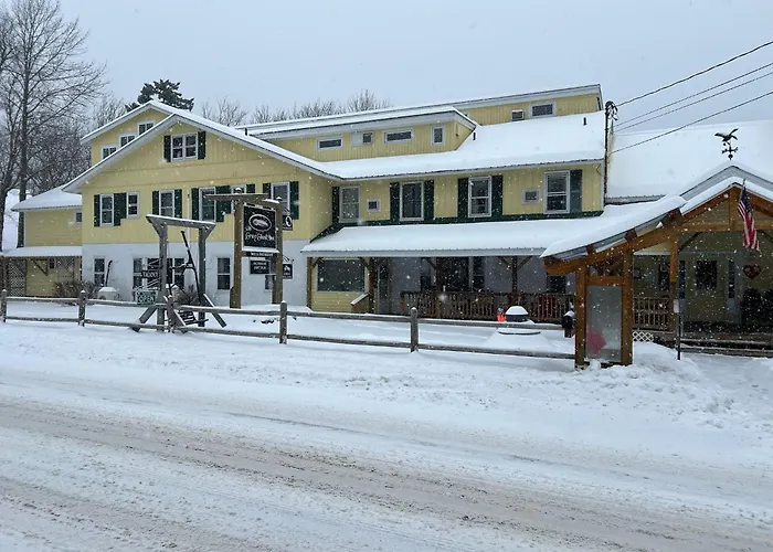 Gray Ghost Inn