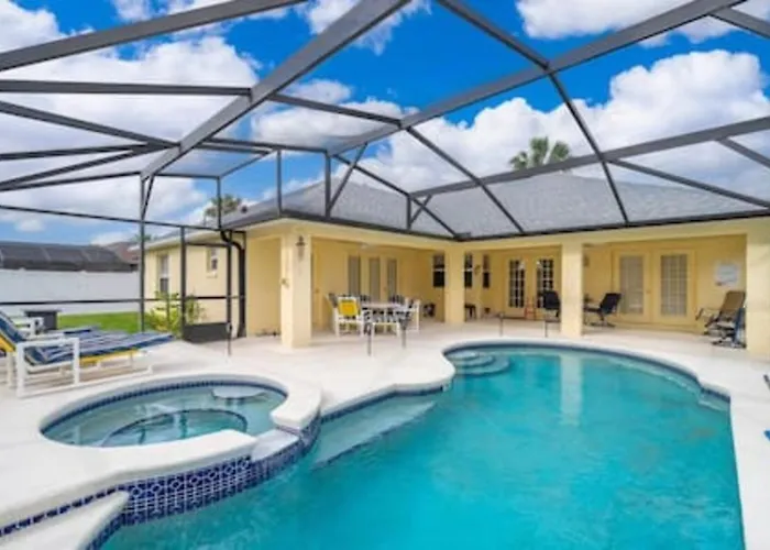 Luxurious Relaxing Retreat