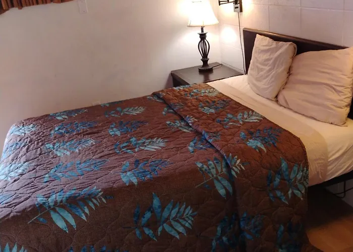 Lazy U Motel