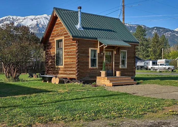 New Everything! Gorgeous Log Cabin In Downtown Joseph
