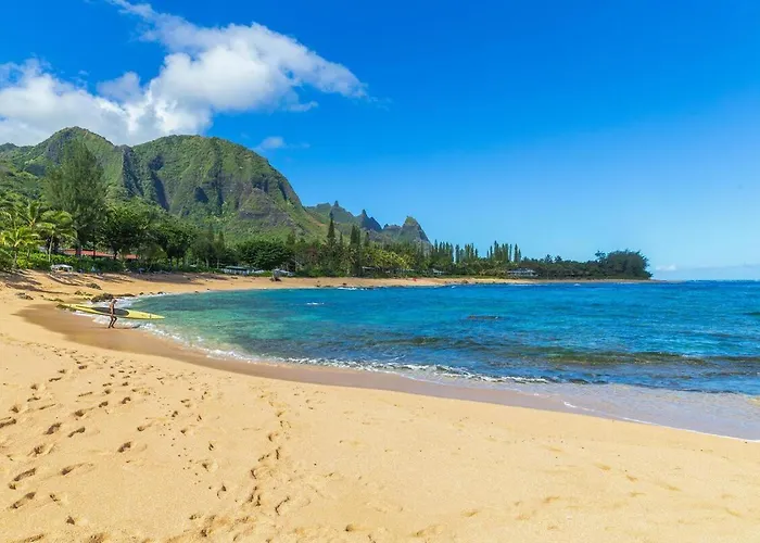 Haena Modern Beachfront Hale Ekahi