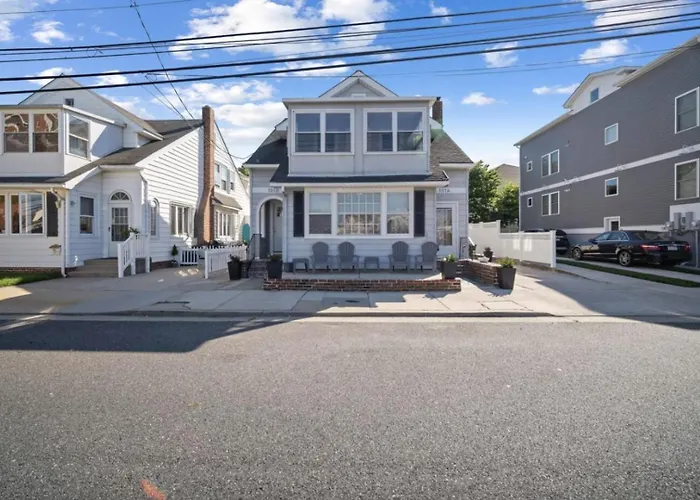 Salt Life Retreat Unit A-2Br/2Ba, Heart Of Margate