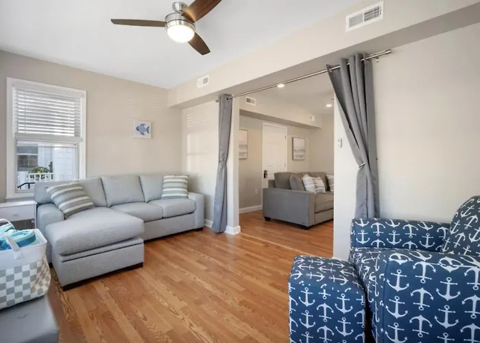 Salt Life Retreat Unit A-2Br/2Ba, Heart Of Margate