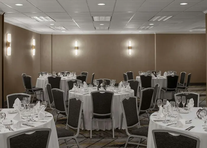 Renaissance Chicago North Shore Hotel