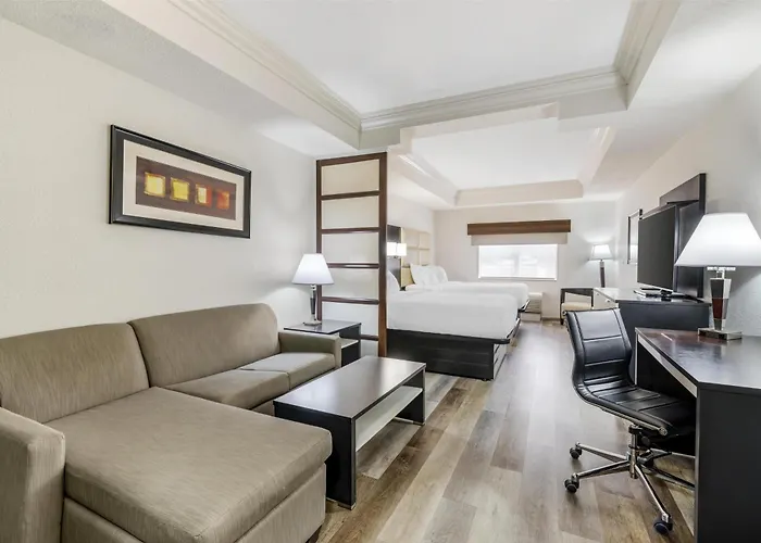 Best Western Plus Jfk Inn & Suites